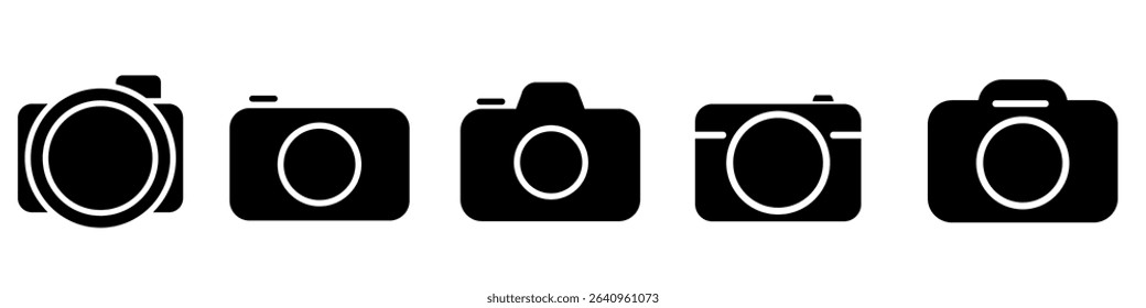 Foto camera icon vector set. photo illustration sign collection. focus symbol. cam logo or mark.