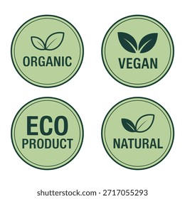 Quatro emblemas circulares exibindo rótulos para produtos ecológicos orgânicos veganos e ingredientes naturais com ilustrações em folha e fundos verdes claros