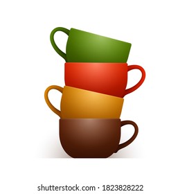 Cuatro bonitas tazas de cerámica de diferentes colores se apilan una en otra y se aislan sobre fondo blanco, vajilla brillante para té o café, accesorios para beber