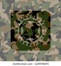 four leaf clover icon on camo pattern