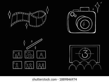 Juego de iconos vectoriales de cuatro paquetes para cineasta fotográfico con icono de edición fotográfica de cámara de tiras de película y teatro vacío en un cómic dibujado a mano de estilo blanco y negro con acentos de estrella mágica