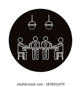 cuatro trabajadores en la tabla con portátiles diseño de ilustración vectorial de estilo de línea de trabajo de coworline