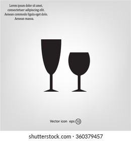 Fragile or packaging symbol. Glass icon. Vector illustration