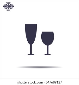 Fragile or packaging symbol. Glass icon. Vector illustration