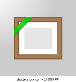 Framed picture - horizontal - with green corner ribbon