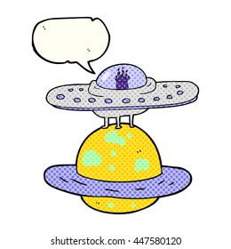 freehand drawn comic book speech bubble cartoon flying saucer