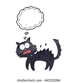 dibujo a mano libre burbuja de pensamiento texturizado caricatura de gato negro asustado