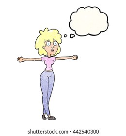 dibujo a mano libre burbuja de pensamiento texturizado mujer esparciendo brazos