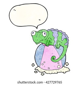 freehand speech bubble textured cartoon chameleon on ball
