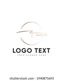 A fresh, carefree attitude and a playful edge with unique script letter type Q logo template, Vector logo for business and company identity 
