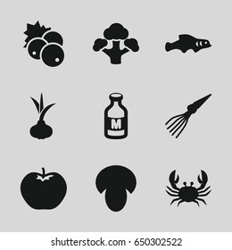 Fresh icons set. set of 9 fresh filled icons such as mushroom, currant, onion, apple, crab, broccoli, milk, extinct sea creature