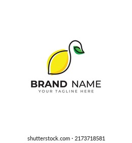Logo de la fruta fresca de limón con hojas y bebida fresca de fruta de limón. Logo de la ilustración vectorial moderna.