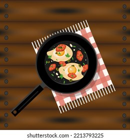 Eier aus einer Bratpfanne mit Scheiben aus Tomaten, Oliven, Gewürzen und Petersilie auf einem rustikalen Tisch und einem Holztisch. Gesunde Eiweißnahrung. 