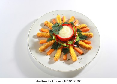 Fried nuggets with mayonnaise sauce