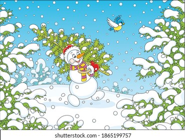 Hombre de nieve sonriente y simpático con un sombrero rojo, una bufanda cálida y mitones cargando un árbol de abeto verde espeso de un bosque de invierno nevado para decorarlo para Navidad y Año Nuevo
