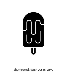 Fruit juice ice pop black glyph icon. Snack food. Frozen water and concentrated orange juice. Brain freezing. Cream-based popsicle. Silhouette symbol on white space. Vector isolated illustration