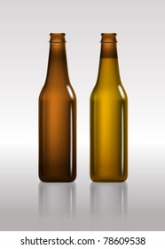 Botellas de cerveza marrón completas y vacías