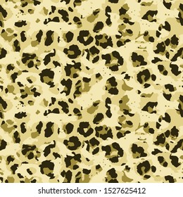 Full seamless leopard cheetah animal skin pattern. Design for textile fabric printing. Suitable for fashion use.