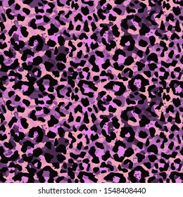 Full seamless leopard cheetah animal skin pattern. Design for textile fabric printing. Suitable for fashion use.