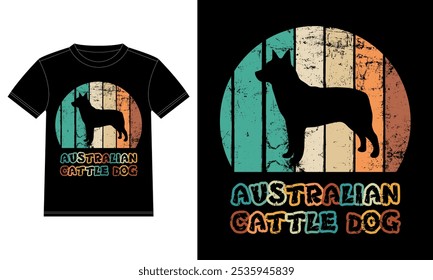 Perro de ganado australiano divertido Antiguas Retro Sunset Silhouette Regalos Amante del perro Propietaria de perros Camiseta esencial