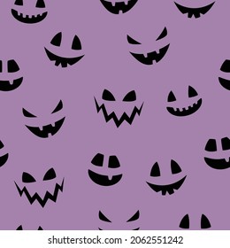 Graciosa textura de Halloween con cara divertida de calabaza. Patrón sin foco. Vector