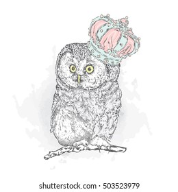 Funny owl wearing a crown. Vector illustration.