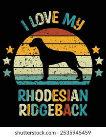 Divertido Rodesian Ridgeback Antiguas Retro Sunset Silhouette Regalos Perro Amante Perro Propietaria Camiseta esencial