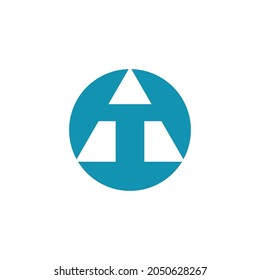 Inspiración en el diseño del logotipo de la cadena triangular futurista