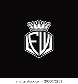 Monograma del logotipo FW con forma de emblema de lujo y plantilla de diseño de corona sobre fondo negro