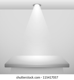 Estante interior de la galería iluminada con luz reflectante