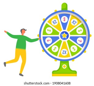 Concepto de la rueda de la fortuna del juego. Hombre jugando juego de riesgo con la rueda de la fortuna y la lotería. Casino y vector de juego. Ilustración de la fortuna del casino, juego del ganador de la rueda. El hombre ganó, alegremente levantó las manos