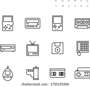 Game icon set. Entertainment technology thin outline icon. 