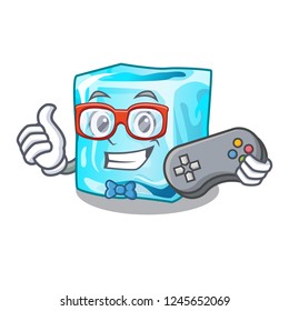 Gamer Ice cubes set on wiht character