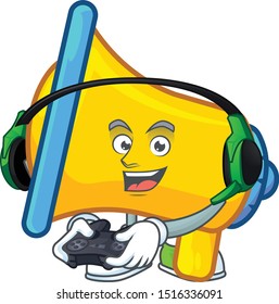 Gaming yellow loudspeaker cartoon character for bullhorn