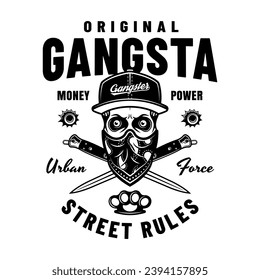 Gangster-Vektorsymbol im Monochrom-Stil mit Schädel in Kappe und Bandana auf dem Gesicht und gekreuzten Kampfmesser. Illustration einzeln auf weißem Hintergrund. Handgezeichnet. Nicht AI generiert