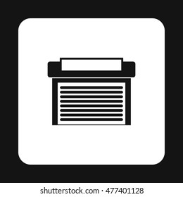 Garage icon in simple style on a white background