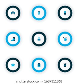 Garden icons colored set with honey, flowerpot, sun power and other maize elements. Isolated vector illustration garden icons.