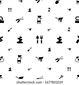 los iconos del jardín se combinan perfectamente. Incluye botellas de pulverización rellenas editables, herramientas de jardinería, palas, podadoras de jardín, planta, carretilla de ruedas, iconos de jardinería. iconos de jardín para web y móvil.