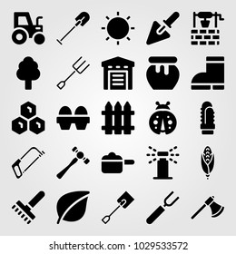 Garden vector icon set. cactus, leaf, handsaw and spade