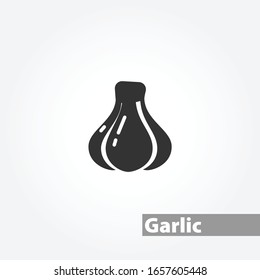 Garlic isolated minimalistic vector icon