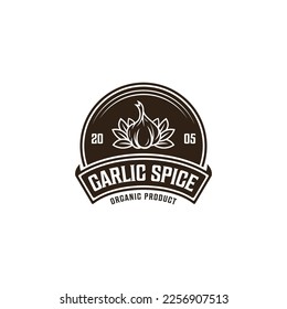 Garlic spice emblem logo vector in vintage style, garlic logo design template