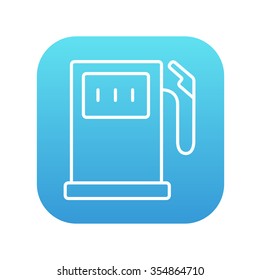 Icono de la línea de la gasolinera para web, móviles e infografías. Icono de blanco vector en el cuadrado de gradiente azul con esquinas redondeadas aisladas en fondo blanco.
