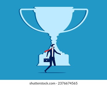 Das Tor zum Sieg. Geschäftsmann tritt in die Trophäe