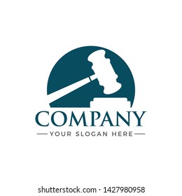 Gavel law logo template vector illustration