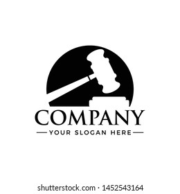 Gavel law logo template vector illustration