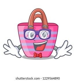 Geek Beach picnic bag on character shape