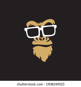 geek gorilla head vector logo
Vector logo illustration, ferocious gorilla head on black background