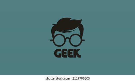 Geek Logo Design Konzept Vektor. Geek-Logo-Vorlage im flachen Farbdesign-Stil