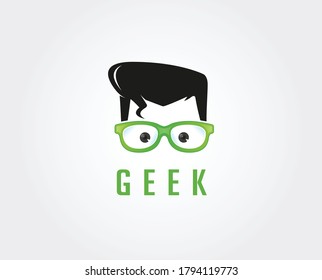 Plantilla de diseño de logotipo geek con cara en gafas. Ilustración vectorial.