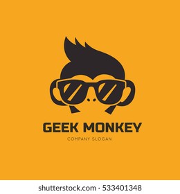 Modelo do logotipo do macaco Geek.